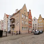Targ Rybny City View Apartment