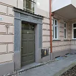 Future Studio 11