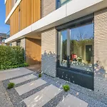 Flamingo Beach Apartment