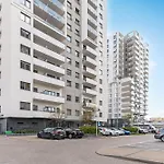 Flatbook - Seaside Apartments Albatross Tower