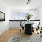 Elite Apartments Harmony Old Town
