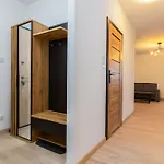 Sea Salt Spacious Apartment