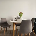 Initium Rooms - Apartament - Obroncow Wybrzeza 6D