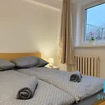 Sandcastle Room - 1 Km To Baltic Sea & 15 Minutes To Gdansk Old Town
