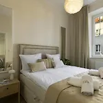 Elite Apartments Aura Old Town