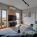 Nadmotlawie Estate Gym, Sauna & Parking By Downtown Apartments