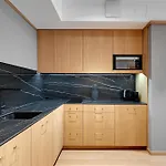 Deo Plaza Premium Apartments & Spa