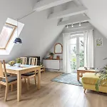 Urokliwy Apartament Na Poddaszu W Gdansku