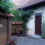 Urokliwy Apartament Na Poddaszu W Gdansku