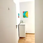 Mmrent Citrus Room