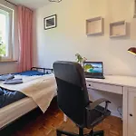 Fresh Industrial Apartment With Best Public Transport