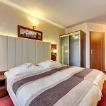 Amber Hotel