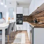 Dom & House Granaria II Superior Apartment On Granary Island By Noclegi Renters