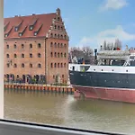 Motlawa Bulvar Residence Z Widokiem Na Rzeke Motlawa By Downtown Apartments