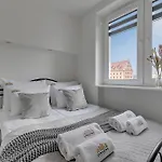 Motlawa Bulvar Residence Z Widokiem Na Rzeke Motlawa By Downtown Apartments