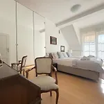 Apartament Bridget Przy Plazy Q4 Apartments