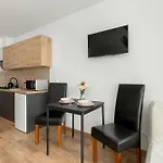 Studio Pet-Friendly Near Motlawa River In Gdansk By Noclegi Renters