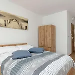 Studio Pet-Friendly Near Motlawa River In Gdansk By Noclegi Renters