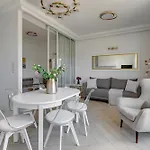 Old City & River View Premium Apartment By Lion Apartments