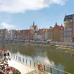 Old City & River View Premium Apartment By Lion Apartments