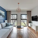 Rezydencja Wintera & Parking By Downtown Apartments