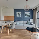 Rezydencja Wintera & Parking By Downtown Apartments