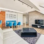 Close-Urban Chic - Great Location - Swietej Barbary
