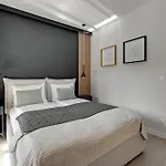 Scala 60H City Center Premium Apartments With Parking By Lion Apartments
