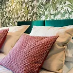 Grand Apartments - Apartments Spa Waterlane Island