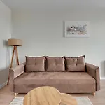 Horizon 122 - Sea View By Grand Apartments