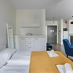 Rentplanet - Apartamenty Chlebova II