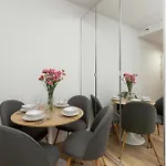 Baltic Breeze Apartment - City & Sea By Yoca