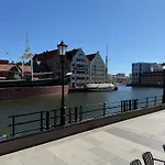 Motlawa Apartments Gdansk Old Town