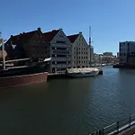 Motlawa Apartments Gdansk Old Town