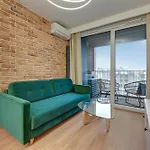 Chlebova - Riverside View Terrace, Free Parking, Gym & Kidsplay By Downtown Apartments