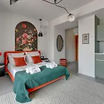 Deo Plaza Riverside & Radisson Spa By Downtown Apartments