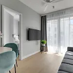 Zurawie - Food Hall & Stocznia By Downtown Apartments