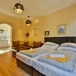 Apartament Swietojanska 50