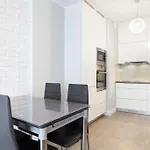 Bently Platinium - Double Bedroom Seaside