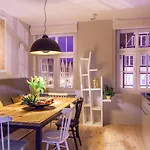 Dom & House - Apartments Old Town Szeroka