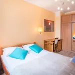 Easy Stay By The Sea Horizon