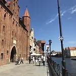 Seaside Mansion - Apartment Nadmorski Dwor Brzezno