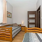 Gold - Neptun Park By Oneapartments