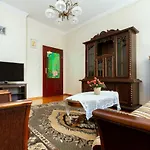 Vintage Apartment Gdansk Old Town By Renters
