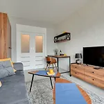 Luxury Voyage Apartments + Extra Bikes