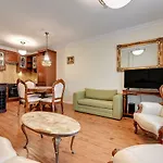 Apartamenty Apartinfo Center