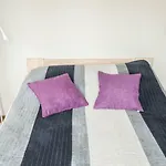 Apartament Plaza48