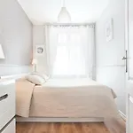 The Heart Of Old Town Apartments