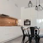 Unique 3City Apartments - Grey Apartment