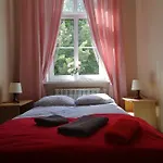 Rooms Close To Everywhere